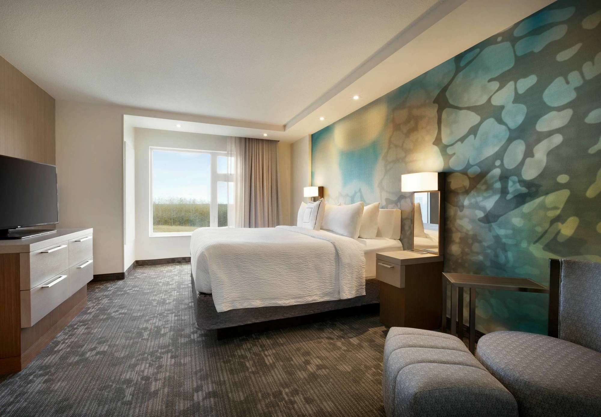 Hotel Dene & Conference Centre Cold Lake Экстерьер фото